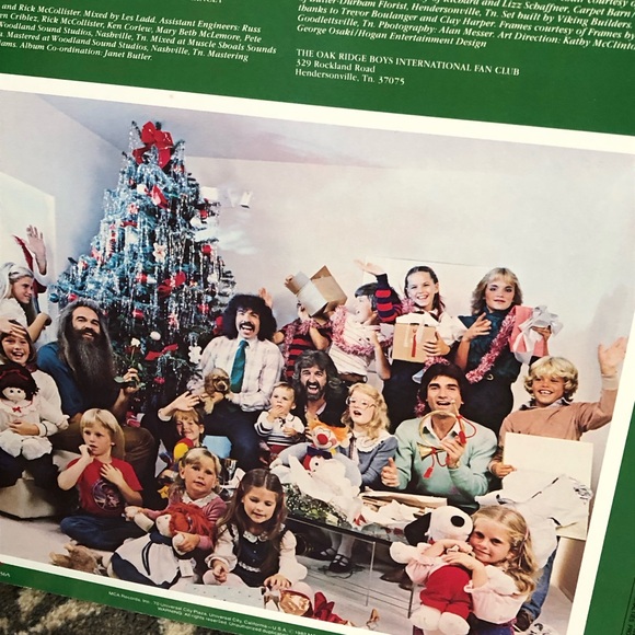 80's "The Oak Ridge Boys Christmas" Record - 80's Country Christmas Album - Picture 4 of 11